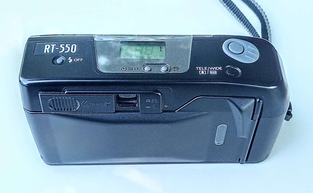 Rare Ricoh RT-550 AF Twin Lens 35mm / 70mm Film Camera in Working Condition