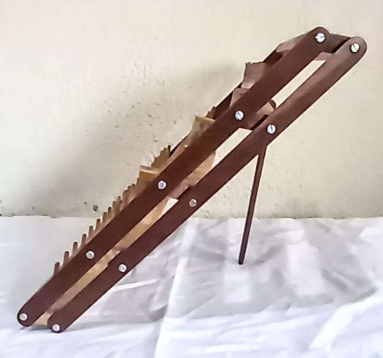 Beautiful Vintage Solid Hardwood 48 Spindle / Bobbin Slanting Sewing Stand. 45cm x 35cm