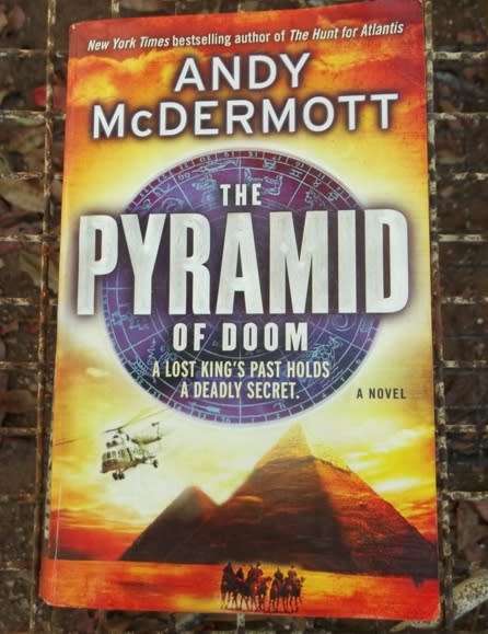 The pyramid of doom - Andy McDermott - 2010 - Adventure Sci Fi
