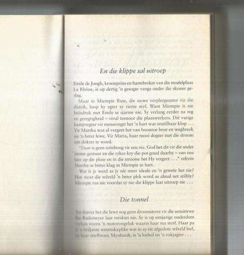 Ena Murray Omnibus 38 - 2013 - En die klippe sal uitroep / Die tonnel / Keerkring van die hart