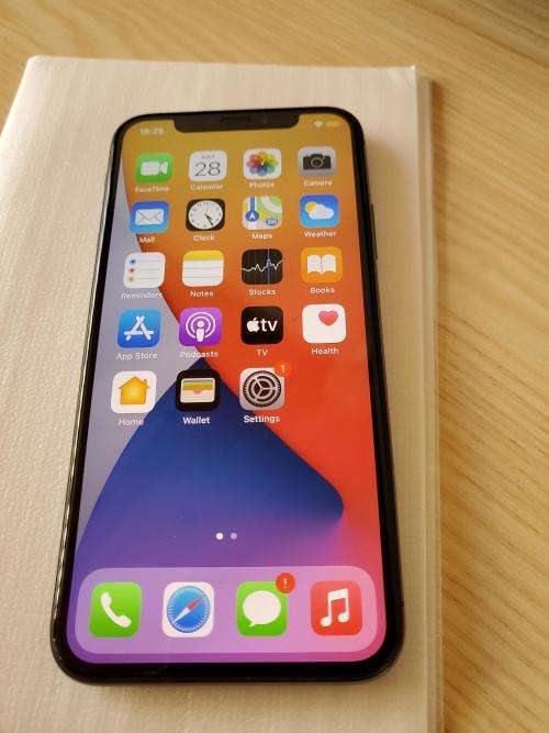 Apple iPhone x 64GB Space Grey