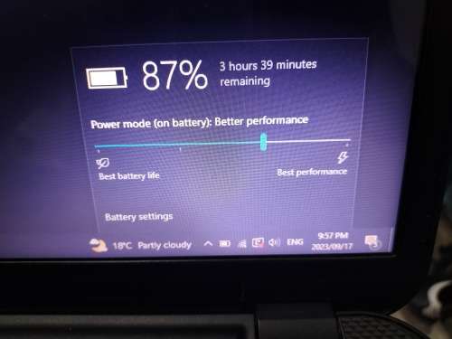 Dell i5 6GB RAM, 1TB HDD - LARGE 17.3` Screen