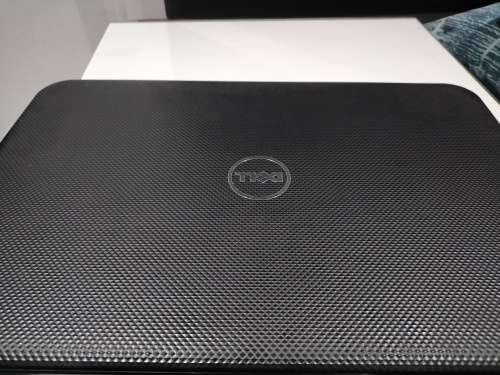 Dell i5 6GB RAM, 1TB HDD - LARGE 17.3` Screen