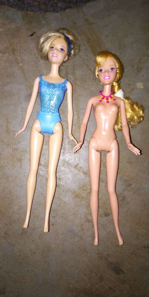 Mattel - 2 Disney Princesses, Cinderella and Aurora, starting at a low low R1!!!