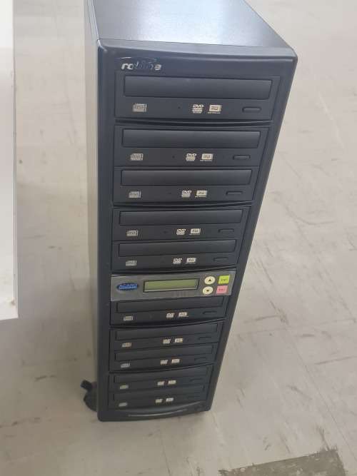 10 tray dvd duplicater.