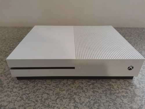 Xbox One S, 500GB, in original box with accessories and 1 game