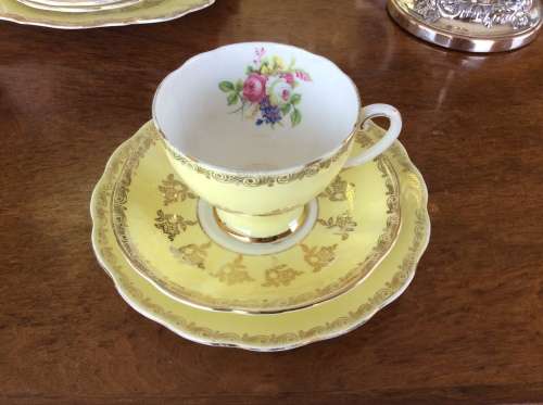 DELIGHTFUL- ROYAL STANDARD YELLOW/FLORAL TRIO