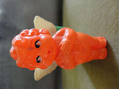 DELIGHTFUL CUPID CELLULOID SERVIET RING