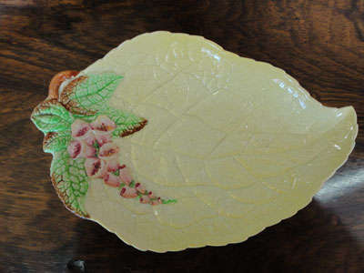 CARLTONWARE LEAF DISH