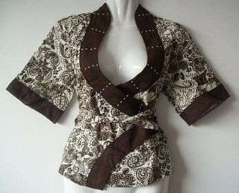 Chocolate and White Top - size 34