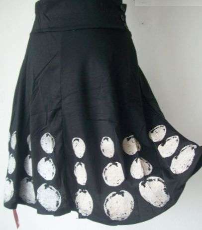 Black Skirt : 36
