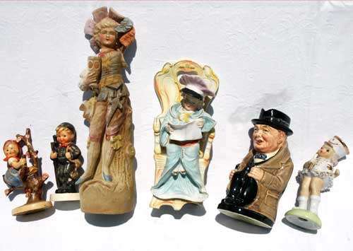 A LOT OF ASSORTED EUROPEAN CERAMIC FIGURINES (for restoration or mosaic project).