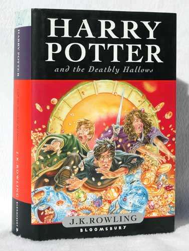HARRY POTTER AND THE DEATHLY HALLOWS -- J.K. Rowling
