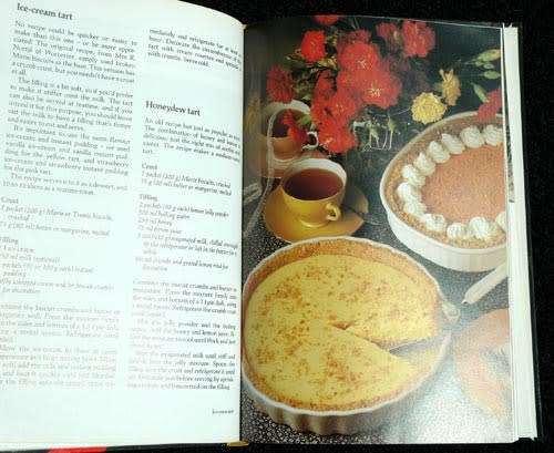 THE BEST WINNING RECIPIES FROM HUISGENOOT -- Annette Human