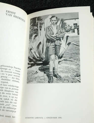 HERINNERING SE WEI : Afrikaans se Skrywers oor hulle jeug