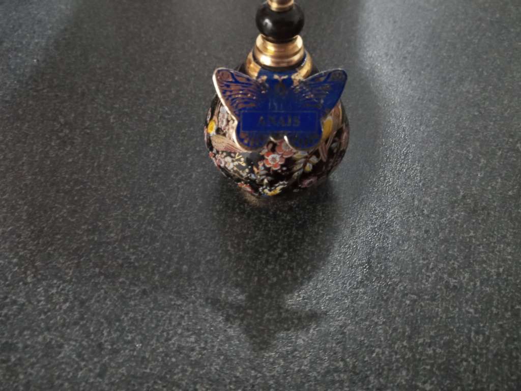 Vintage  Grecian Japanese perfume bottle Anias