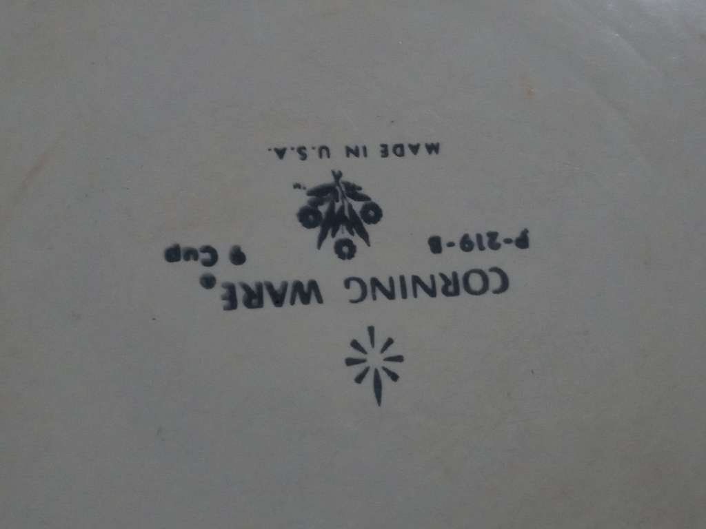 VINTAGE Stunning Corningware  Coffee pitcher made by Corningware in the USA