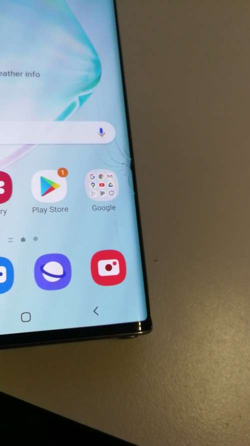Samsung Galaxy Note 10 256GB Dual sim with crack please see pics