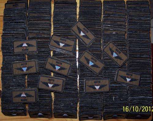 F5642 - **CLEARANCE** LOT OF 1183 South West Africa Special Forces Para Instructor Wings - ORIGINAL