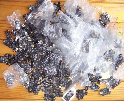 F5649 - **CLEARANCE** LOT OF 220 South West Africa Army Reaction Force Cap Badges - ORIGINAL