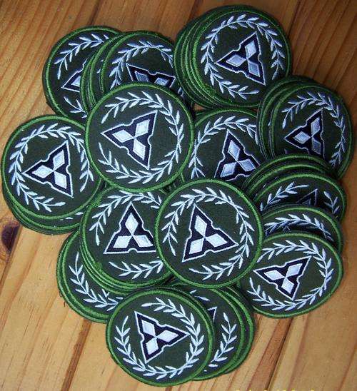 F5664 - **CLEARANCE** LOT OF 35 PAIRS South West Africa Army T/F R.S.M Rank Badges - ORIGINAL