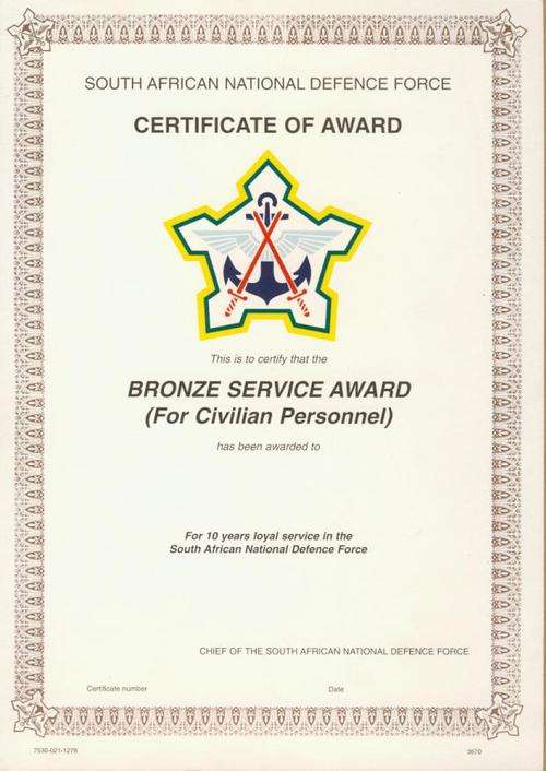 (A18) AWARD CERTIFICATE:- SANDF Bronze Service Award - Civilian Personnel - Printed in English
