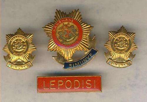 (0282) BREAST BAR, CAP & COLLAR BADGES - Kangwane Police Officer's - Obsolete  - ORIGINAL!!