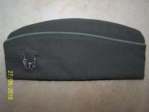 *(0494g) FORAGE CAP & BADGE - South West Africa Army Area Force - Size 59 - Obsolete - ORIGINAL