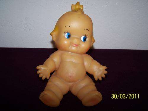 F0059 - 14.5 cm Sitting Kewpie Doll with Squeaker
