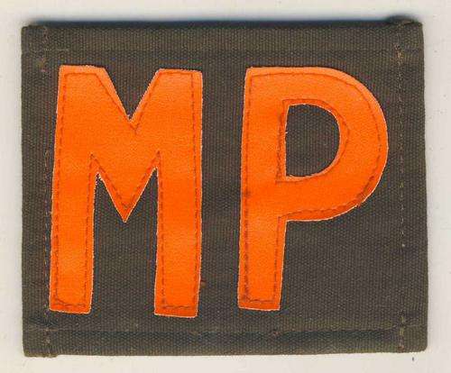 F0868 - SA Army Military Police on Nutria - ORIGINAL!!