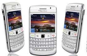 BARGAIN WHITE BLACKBERRY BOLD 9780