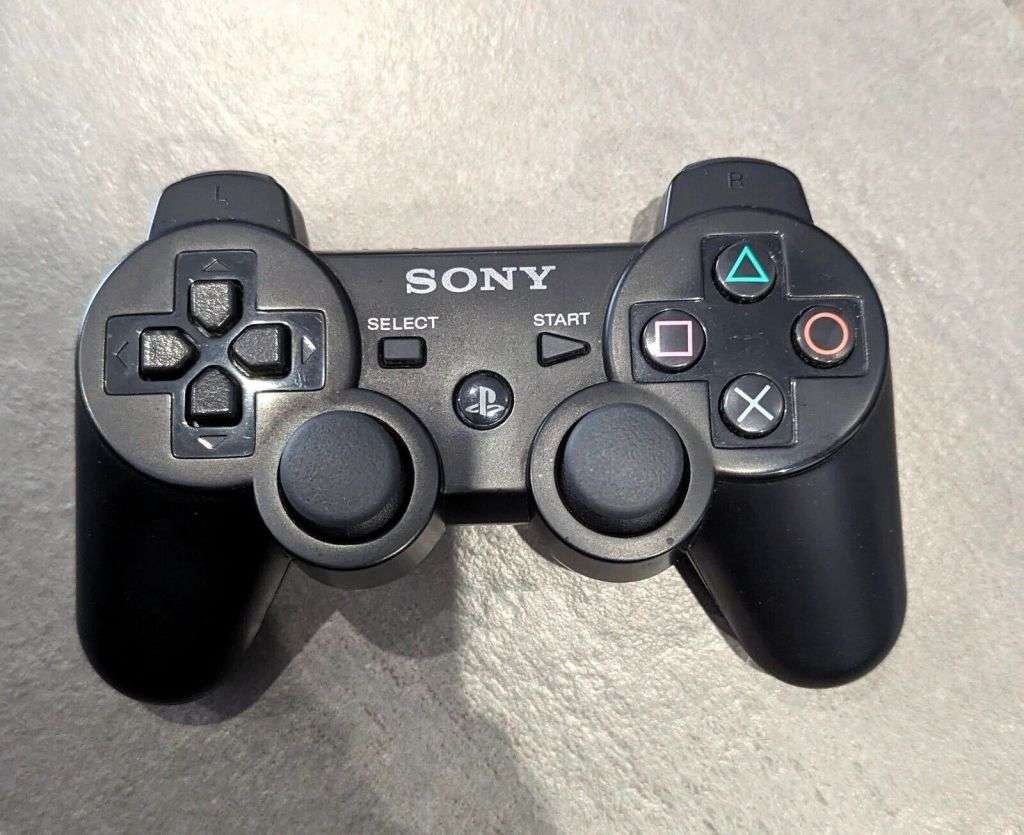 PS3 Superslim with Box 500gb with 54 games 44 on hardrive 10 on Game disk