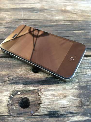 iPhone 4s 16gig