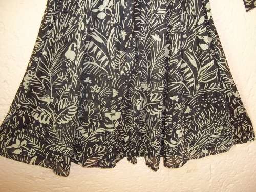 STUNNING BLACK AND BEIGE DAY DRESS FROM SHELLEY- SIZE 14 (38)