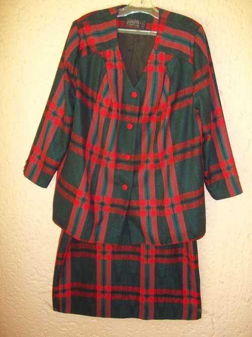 CHANTAL DESIGNER - RED TARTAN WINTER SUIT - PLUS SIZE