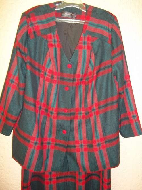 CHANTAL DESIGNER - RED TARTAN WINTER SUIT - PLUS SIZE