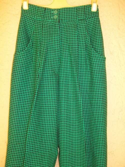 VINTAGE MISS CASSIDY PURE NEW WOOL HOUNDSTOOTH PANTS - 32