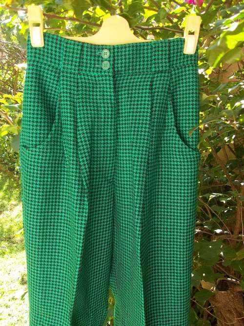 VINTAGE MISS CASSIDY PURE NEW WOOL HOUNDSTOOTH PANTS - 32