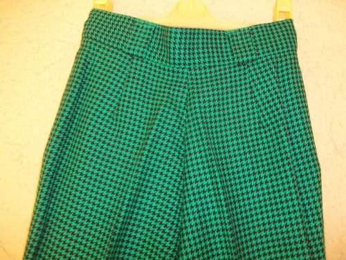 VINTAGE MISS CASSIDY PURE NEW WOOL HOUNDSTOOTH PANTS - 32