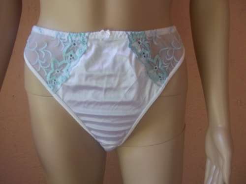 WHITE KELSO  BRA SET WITH BLUE LACE INSERTS - BRA SIZE - 34 C TANGO - MEDIUM