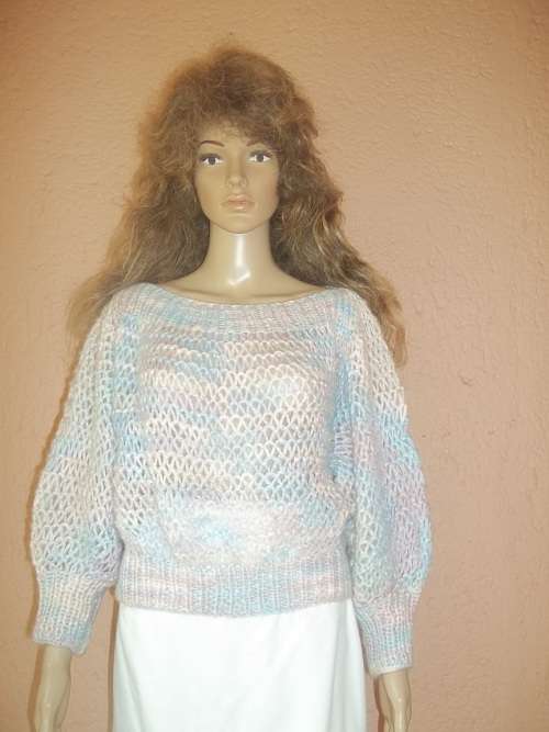 MULTICOLOURED BOATNECK HAND KNITTED SWEATER / JERSEY - Size 34