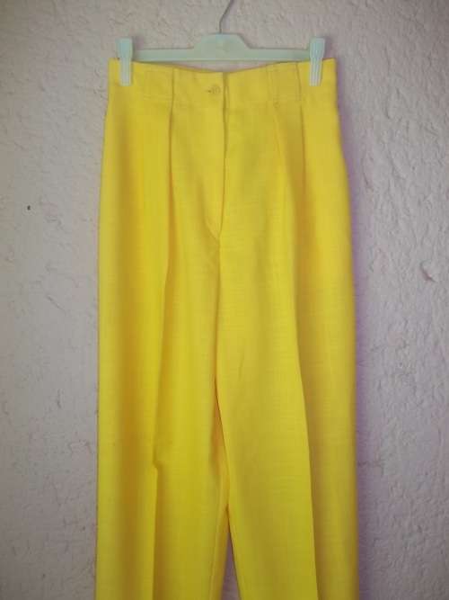 MISS CASSIDY VINTAGE - STUNNING CANARY YELLOW LINEN PANTS  - Size 32