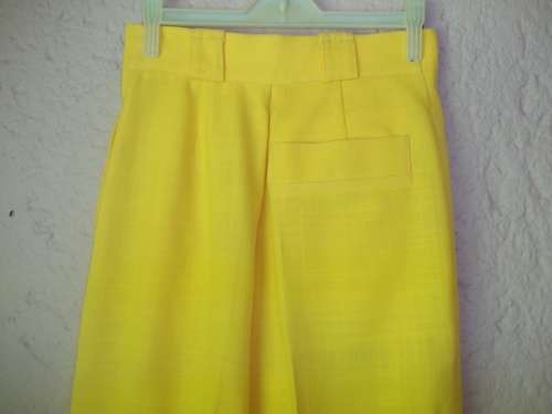 MISS CASSIDY VINTAGE - STUNNING CANARY YELLOW LINEN PANTS  - Size 32