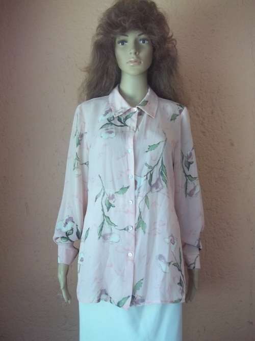 GORGEOUS PINK FLORAL SHEER CHIFFON MERIEN HALL CLASSICS BLOUSE - Size !2 (36)