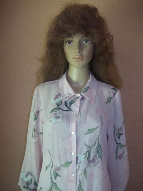 GORGEOUS PINK FLORAL SHEER CHIFFON MERIEN HALL CLASSICS BLOUSE - Size !2 (36)