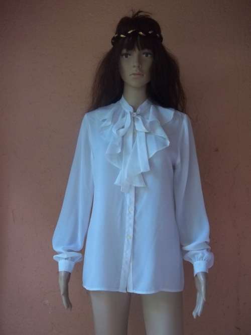 WHITE CAVIAR VINTAGE BLOUSE PURCHASED FROM STUTTAFORDS - SIZE 34