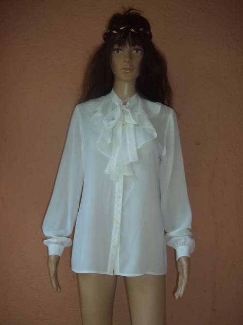 WHITE CAVIAR VINTAGE BLOUSE PURCHASED FROM STUTTAFORDS - SIZE 34