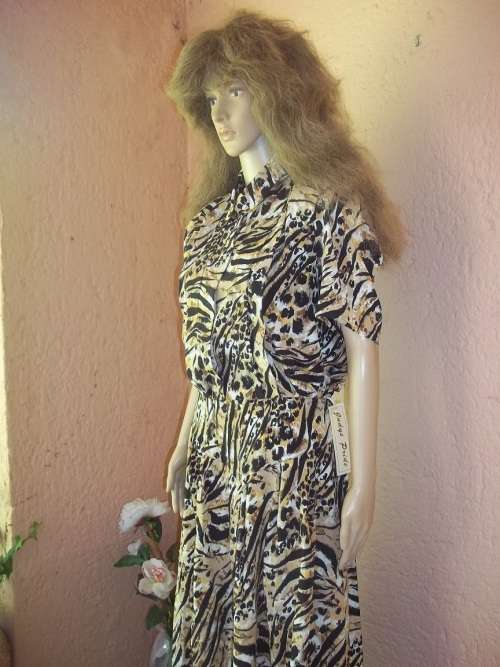 JUDY'S PRIDE - STUNNING LEOPARD SKIN PRINT 2 PIECE OUTFIT - SIZE 38 (14)