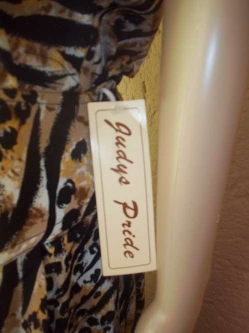JUDY'S PRIDE - STUNNING LEOPARD SKIN PRINT 2 PIECE OUTFIT - SIZE 38 (14)