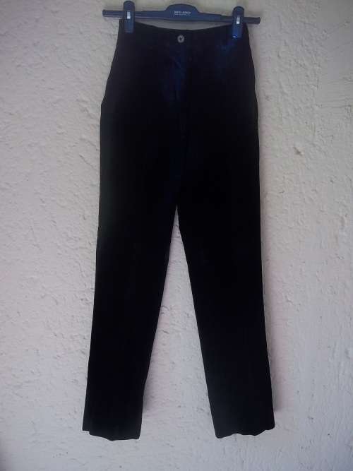 CLOWNS BLACK VELVET HIGH WAISTED VINTAGE JEANS - Size 33 (9) ( reserved for cookingdaniel ))